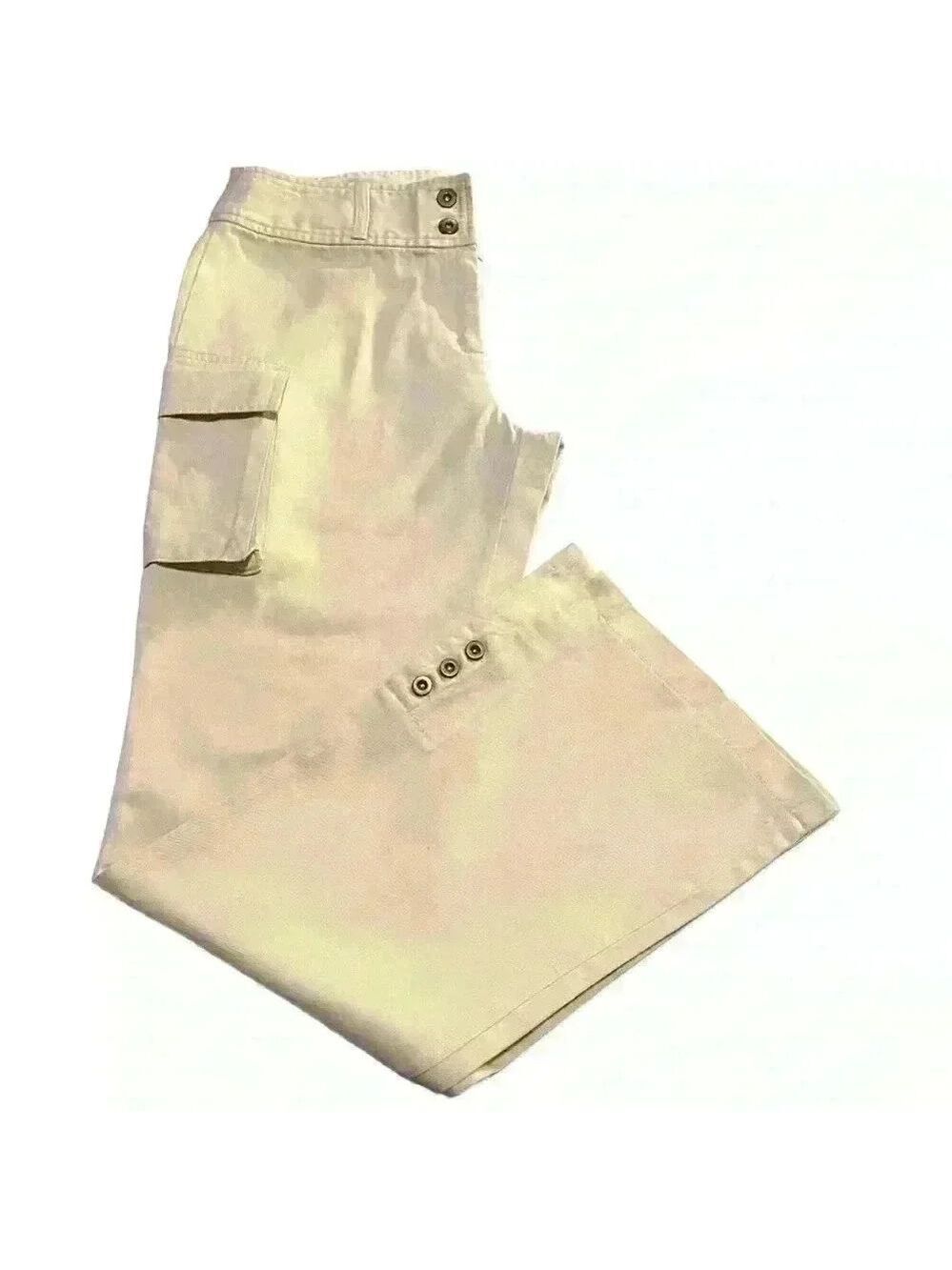 Moda Int’l Flared Cargo Pants. Women’s Size 8 Tall. Excellent Used Condition.